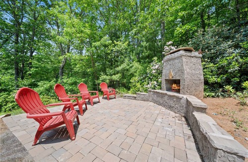 Fleetwood Cabin | Cabin ∙ 4 bedrooms ∙ 10 guests