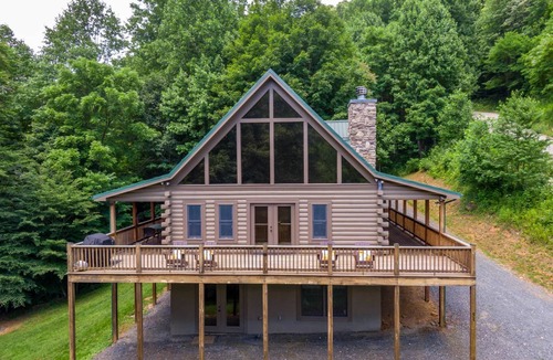 Frank Cabin | Cabin ∙ 5 bedrooms ∙ 14 guests