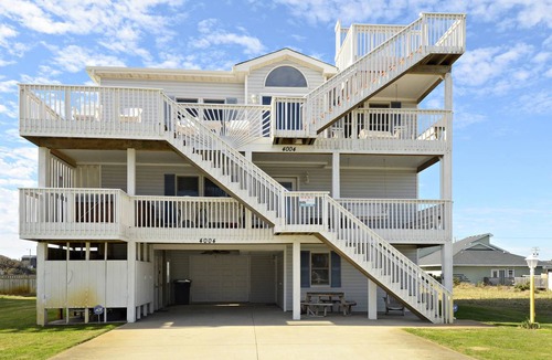 Kitty Hawk Cottage | Cabin ∙ 5 bedrooms ∙ 10 guests