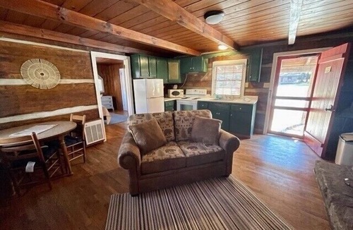 Valley Creek Run Cabin | Cabin 5 - Rustic cabin in Pioneer Village, Great Smoky Mountains NC