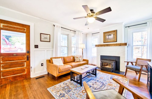 Montreat Cottage | Cabin ∙ 6 bedrooms ∙ 16 guests