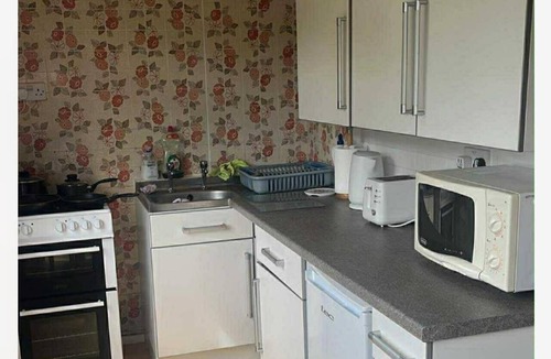 Padstow Cabin | Cabin Sleeps 4 With Parking