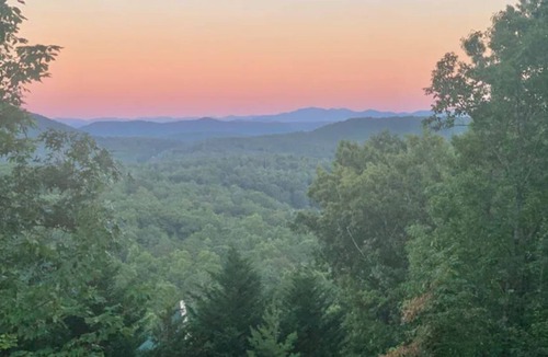 Indian Rock Springs Cabin | Cabin with HotTub and View-Murphy/Blue Ridge-UPDATED