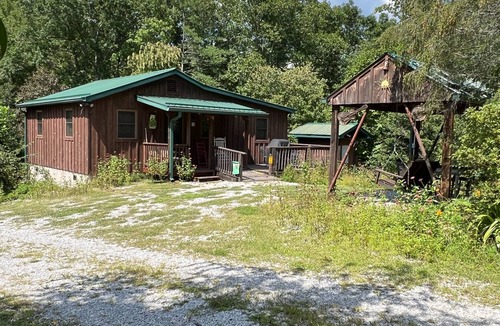 Nebo Cabin | Camp Hideaway Hemlock Haven Cabin @ Nebo, Lake James NC