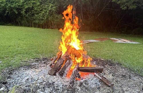 Swansboro House | Camping By The Beach - Modern,close to the beach & peaceful country! Bunk beds!