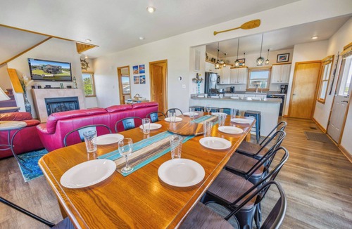 Avon House | Canalfront Home in Avon with Hot Tub, Private Boat Dock, Kayaks, and Game Room