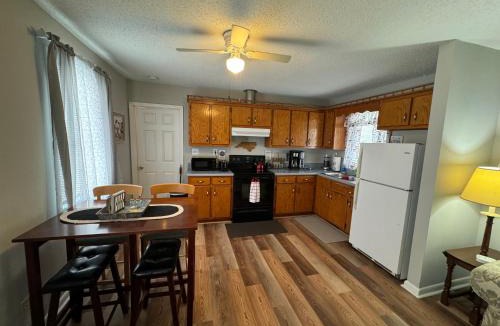 Fairview House | Cane Creek Meadows