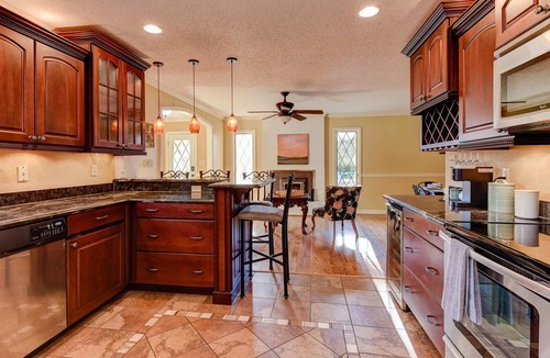Fletcher House | CANE CREEK VILLA! Pool, Hot Tub, Game Room! Mountain View!