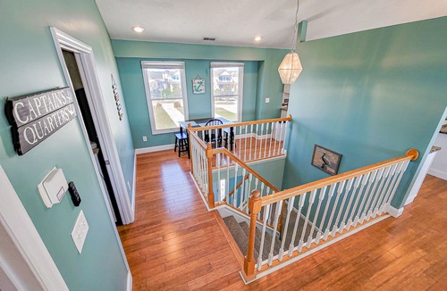 Surf City House | Captain’s Quarters: Views, Vibes & Comfort