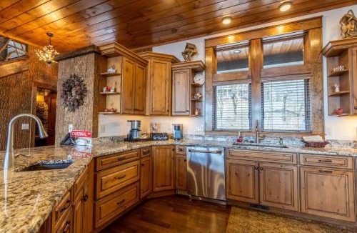 Beech Mountain House | Cardinal Perch