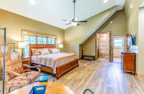 Glenville Apartment | Cardinals Crest