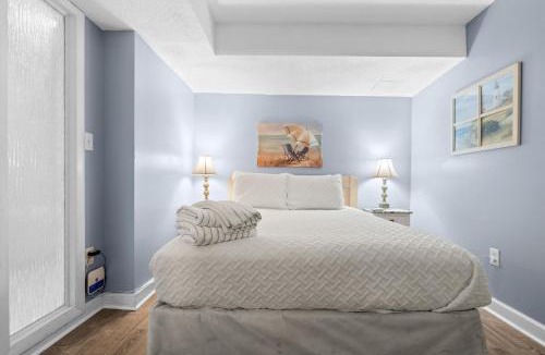 Carolina Beach Apartment | Carolina Beach Boardwalk Beachfront Pool Villa
