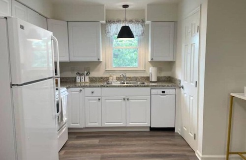 Nashville Apartment | Carriage House on Music Row B