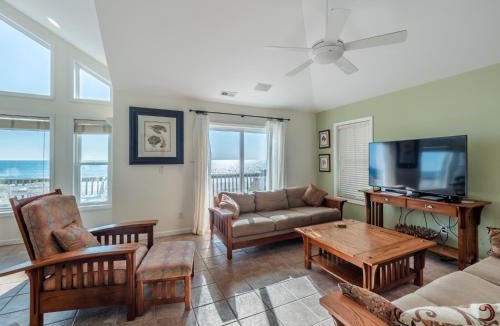 Topsail Beach House | CarrleTrachtman
