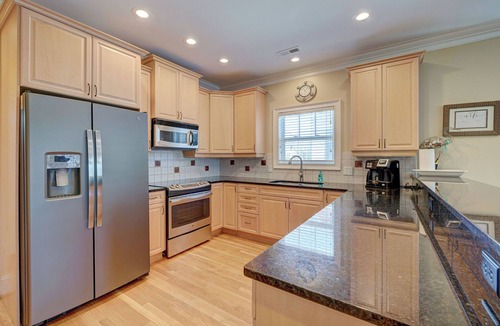 Wilmington Beach House | Casa Bella - oceanview, just steps to the beach