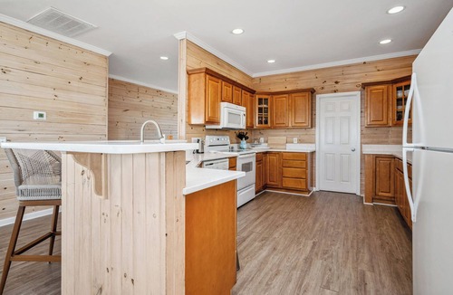 Oak Island House | Casa Bianca: Oceanfront Home Near the Point on the West End