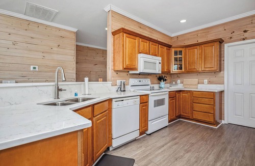 Oak Island House | Casa Bianca: Oceanfront Home Near the Point on the West End