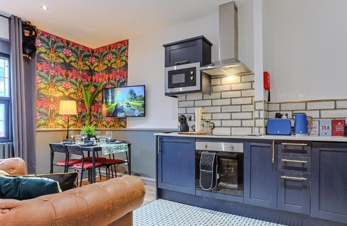 Newcastle-upon-Tyne Apartment | Casa Cabana - 2-Bed Flat - City Centre - Sleeps 5