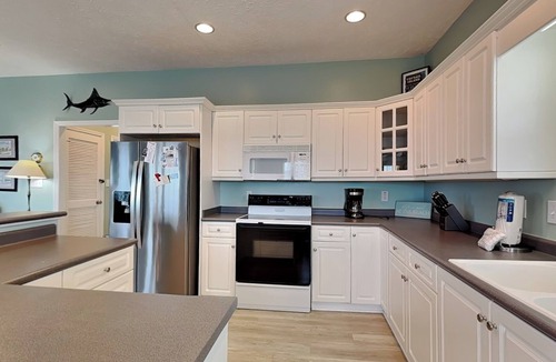 Topsail Beach House | Casa Capri | Ocean to Sound Views + Walk to Beach!