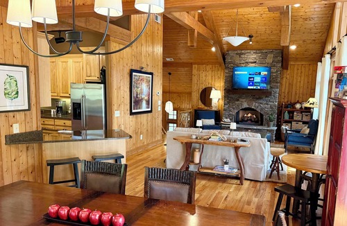 Cashiers House | Cashiers, NC Home on Golf Course w Trillium Club Access, Fast WiFi, Kid-Friendly