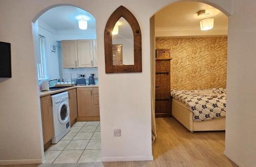 Watford Apartment | Cauldron's Keep
