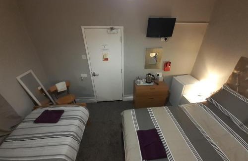 Reading House | Caversham Lodge