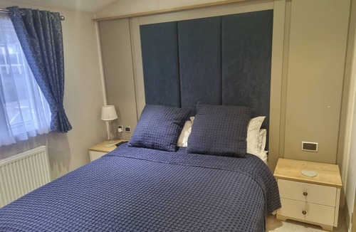 Cayton Bay Cabin | Cayton Bay Lodge Parkdean Resorts