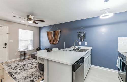 Westover Apartment | CB 965-301 Modern Fayetteville Charm