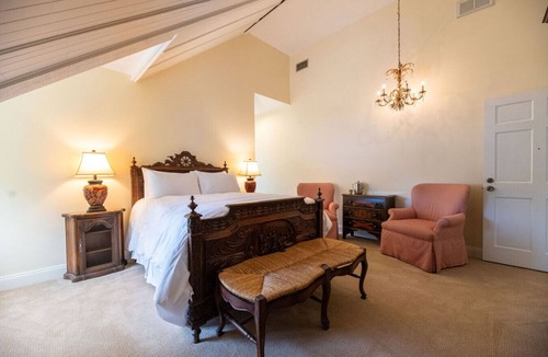 Edenton Bed & Breakfast | Cedar Room - Granville Queen Inn, Downtown Historic Edenton
