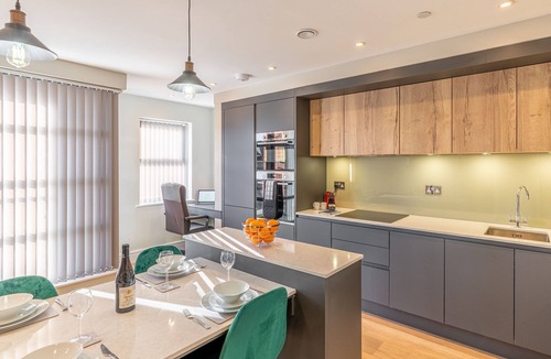 Reading Apartment | Celador Apartments - Bond House