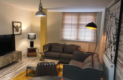 Murthly Apartment | Central Apartment - Moderna