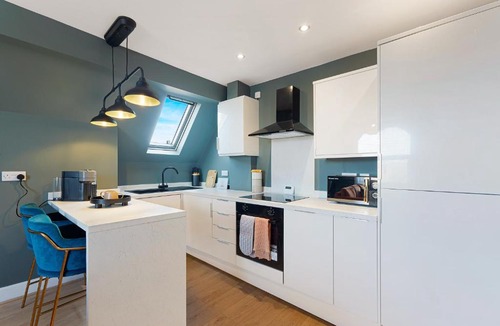 Hartlepool House | Central Hartlepool 2BR Retreat Sleeps 3 by Stay With Us