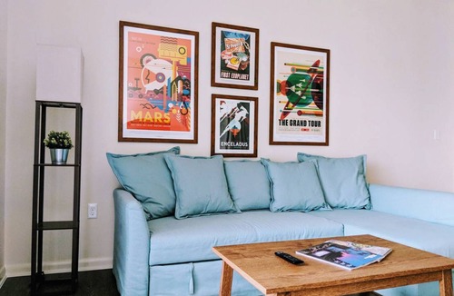 Fourth Ward Apartment | Centrally located in Uptown Charlotte. Walk to everything. Gym, Pool, Free Parking