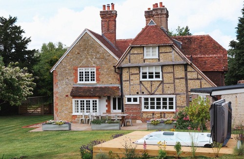Easebourne Cottage | Challens Yarde is a large double fronted cottage, providing spacious, bright, and airy accommodation