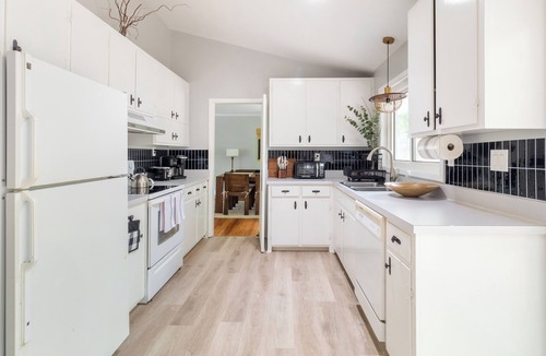 Chapel Hill House | Chapel Hill Nature Retreat with Room for the Entire Family