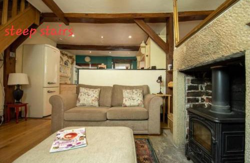 Baslow House | Characterful 2 bed cottage in excellent location