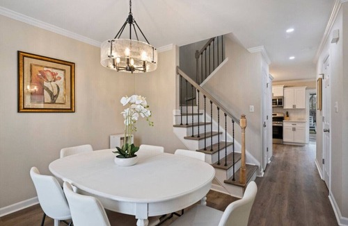 Charlotte House | Charlotte 4BR Cozy Retreat