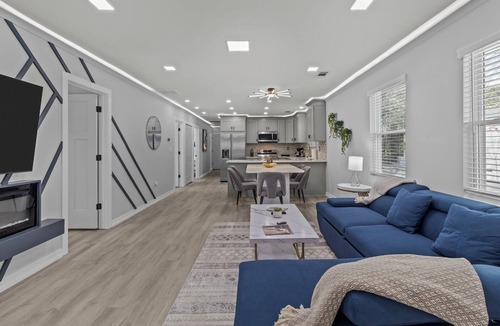 Charlotte House | Charlotte Retreat Luxury 4BR Heaven