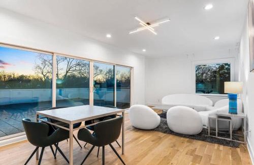 North Charlotte House | Charlotte's Modern Luxe Home - Your Stylish Haven
