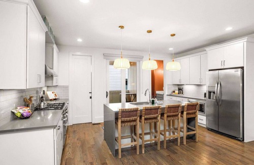 Eighth Avenue House | CHARM! Near Broadway in Walkable 8th Ave S!