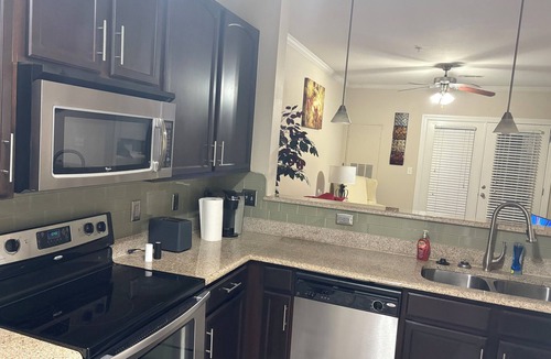 University Place Apartment | Charming 1-bedroom apartment in phenomenal Charlotte with WiFi, fitness room