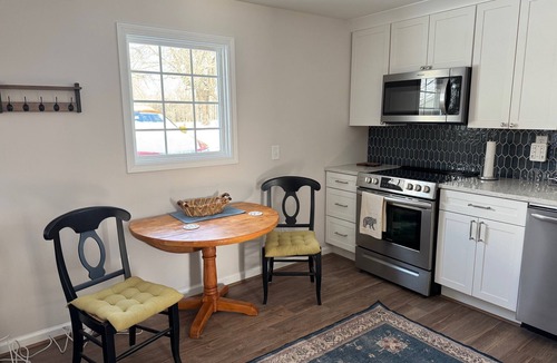 Jonesville Cottage | Charming 1-bedroom cottage with WiFi, AC in Jonesville
