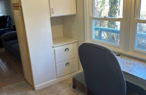 Burnsville House | Charming 1-bedroom house with WiFi, AC in enchanting Burnsville