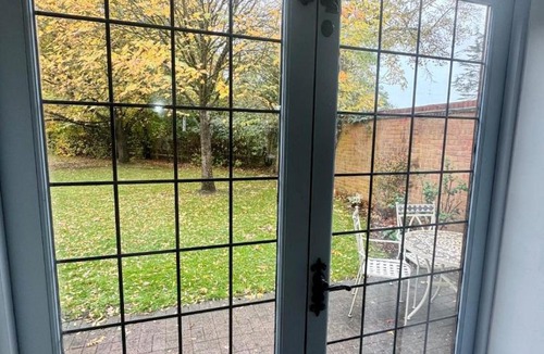 Ardens Grafton Apartment | Charming 2 bed cottage