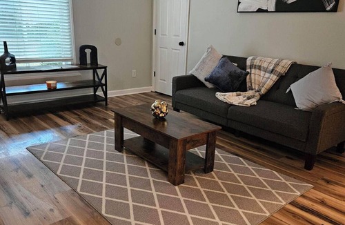 Charlotte Condo | Charming 2-bedroom condo with AC and WiFi in lovely Charlotte
