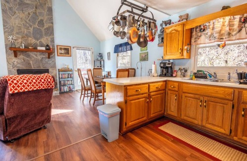 Murphy Other | Charming 2-bedroom, creekside, pet friendly farmhouse in Murphy, NC