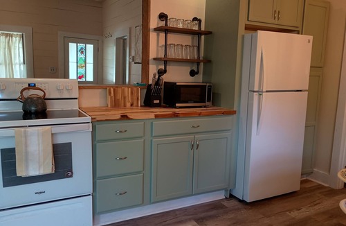 Burnsville House | Charming 2-bedroom historic house set on 2 acres with a meandering stream.