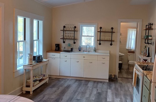 Burnsville House | Charming 2-bedroom historic house set on 2 acres with a meandering stream.