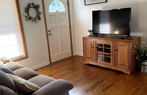 Traphill House | Charming 2-bedroom house located in the Blue Ridgen