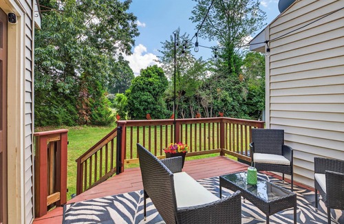 Eden House | Charming 2-bedroom townhome in great location offering all the comforts of home.